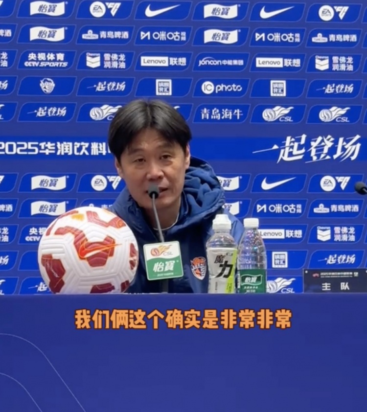 李霄鵬：我和邵佳一是非常非常好的兄弟 珍惜土帥在中超的機會(huì )