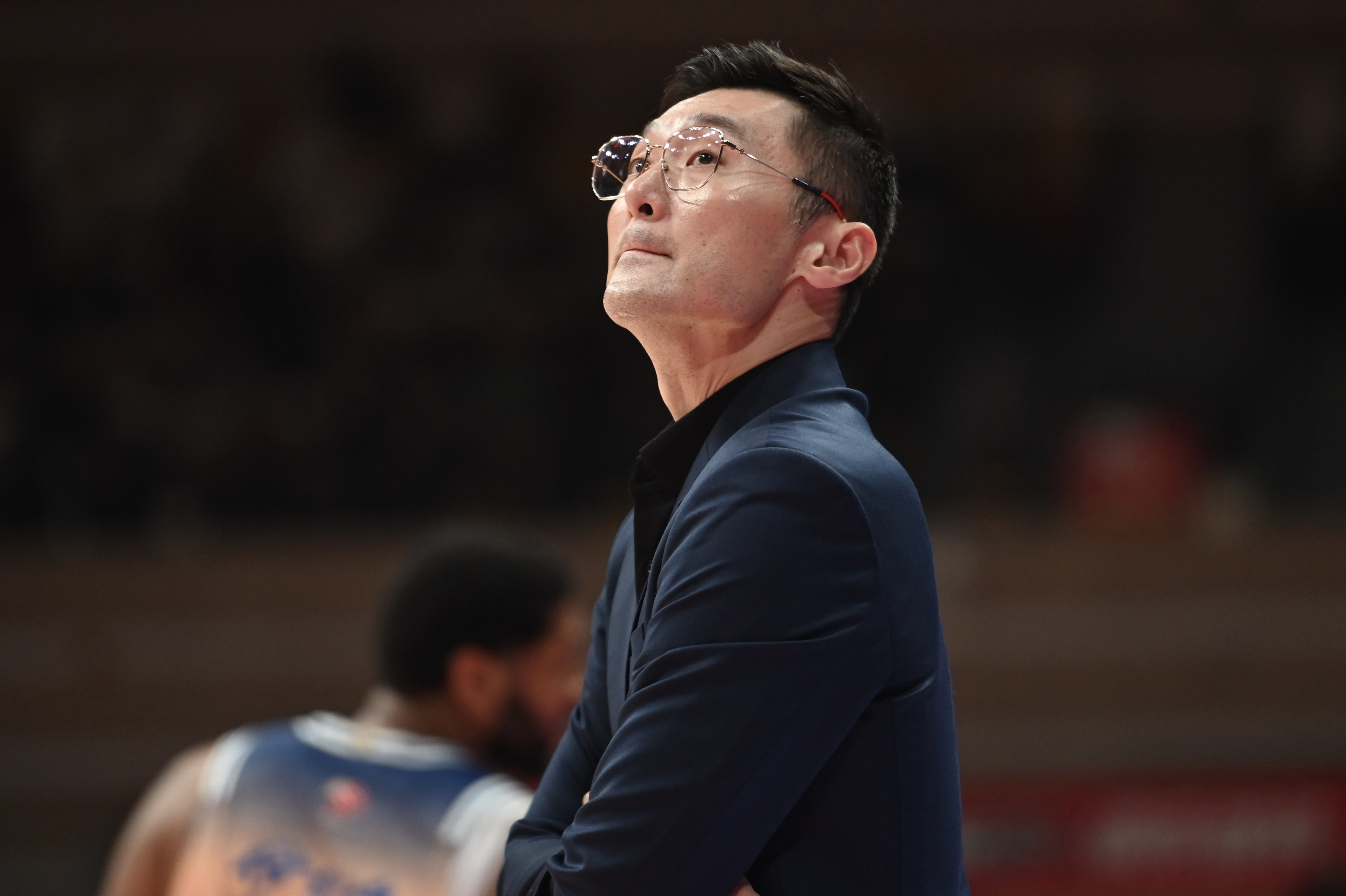 直接拉開(kāi)分差！新疆次節31-15凈勝深圳16分 開(kāi)局轟20-0